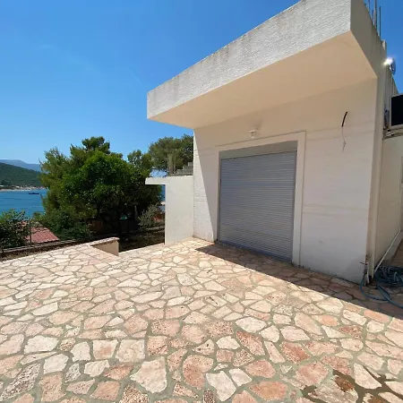 Sea View Deluxe Private Villa *